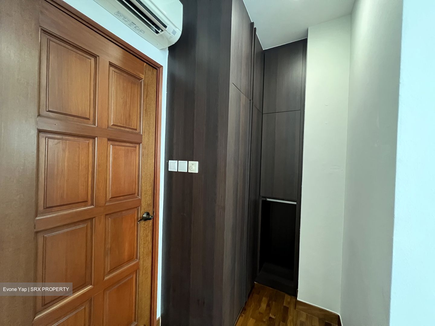 Simsville (D14), Condominium #441054661